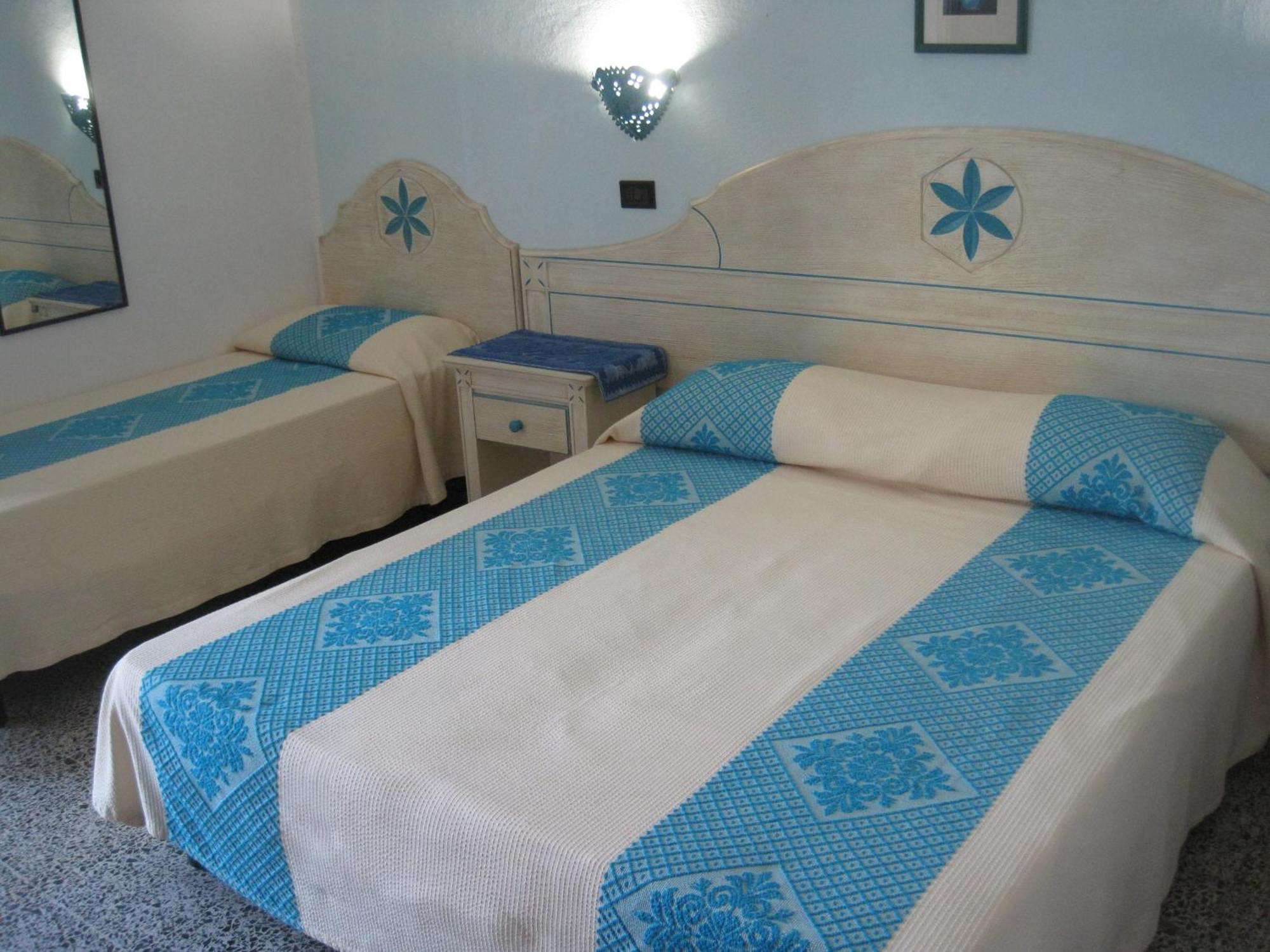 Hotel Moderno Santa Teresa Gallura Pokoj fotografie