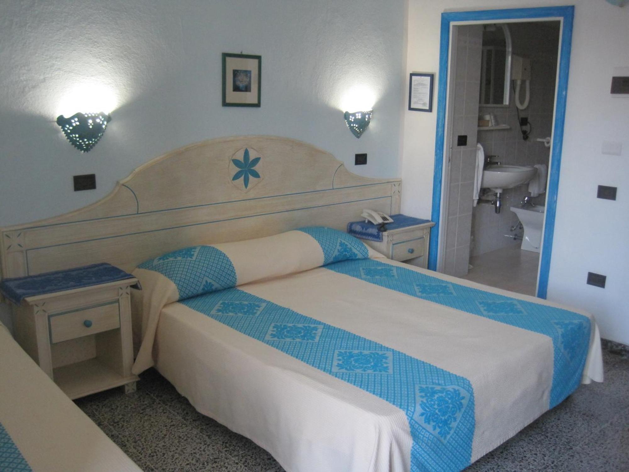 Hotel Moderno Santa Teresa Gallura Pokoj fotografie